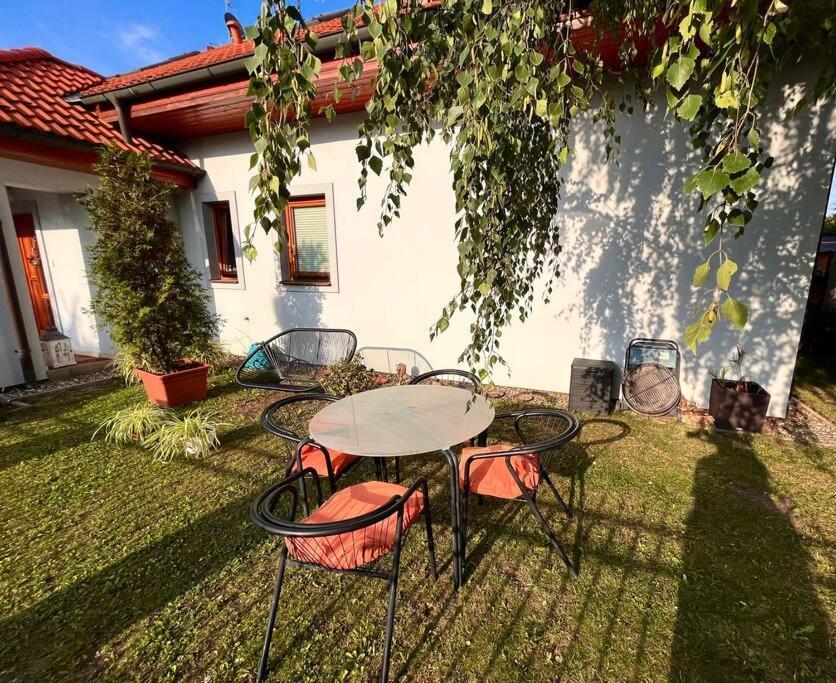 Apartman Se Zahradou 20 Minut Do Centra Prahy Ořech المظهر الخارجي الصورة
