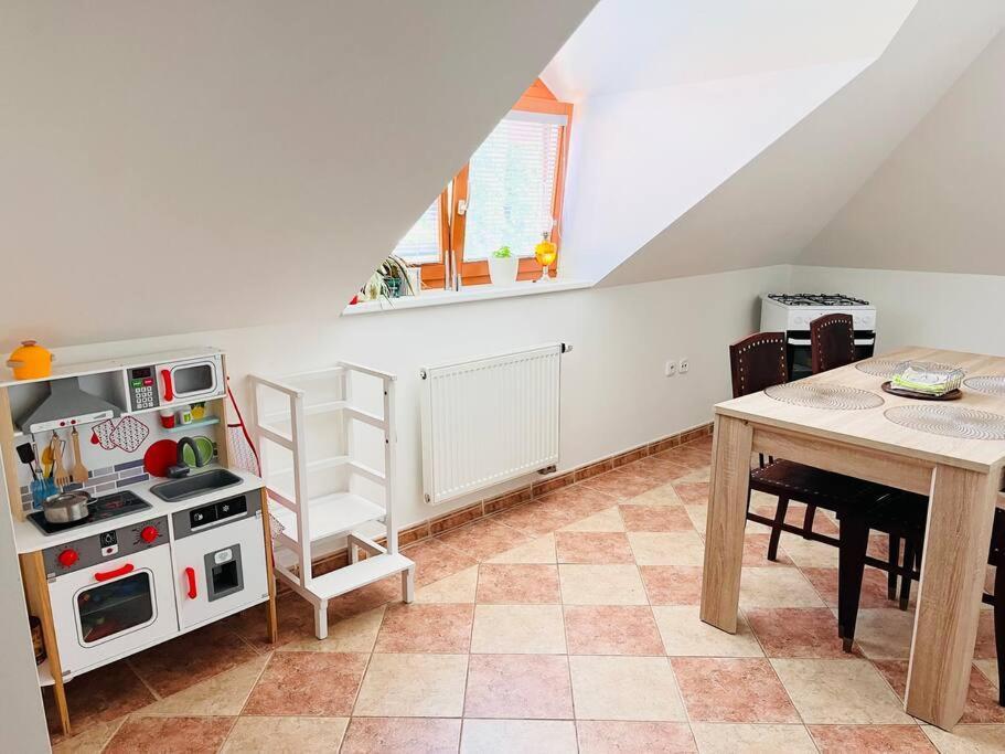 Apartman Se Zahradou 20 Minut Do Centra Prahy Ořech المظهر الخارجي الصورة