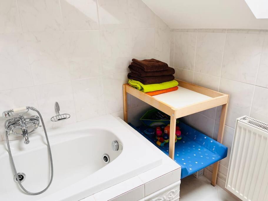 Apartman Se Zahradou 20 Minut Do Centra Prahy Ořech المظهر الخارجي الصورة